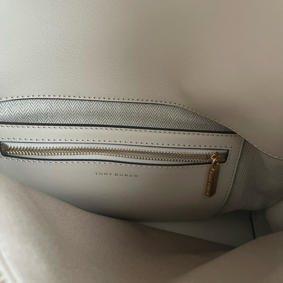 Tory Burch Small Lee Radziwill Leather and Suede Double Bag in Cream - Picture 3 of 15